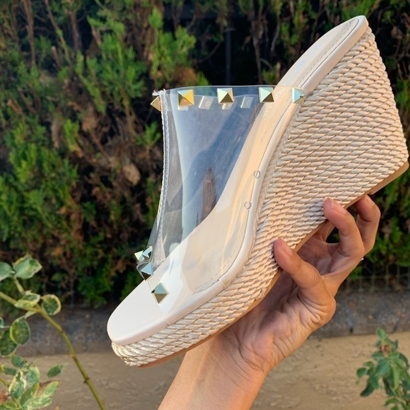 Modern and sophisticated Clear Rockstud Rope Espadrilles Wedges Sandals - Picture 4 of 12